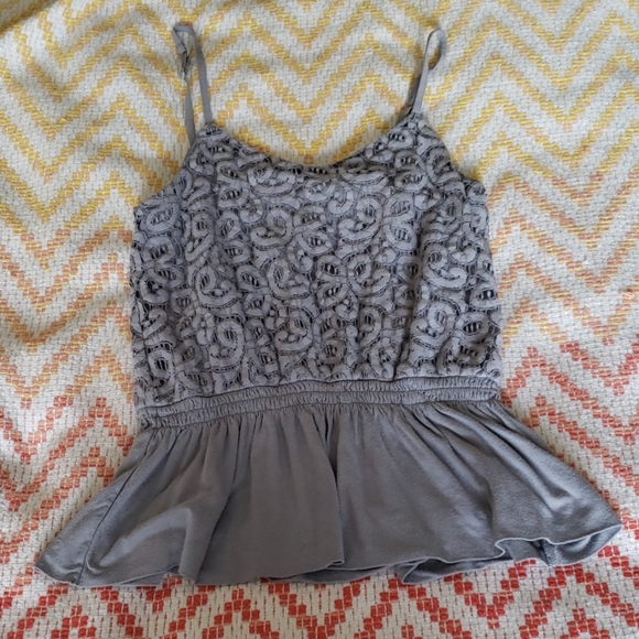 Tank - Picture 2 of 3